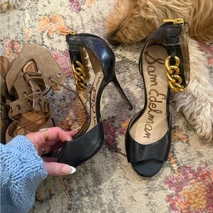 Sam Edelman Black and Gold Heels with Unique Curved Design